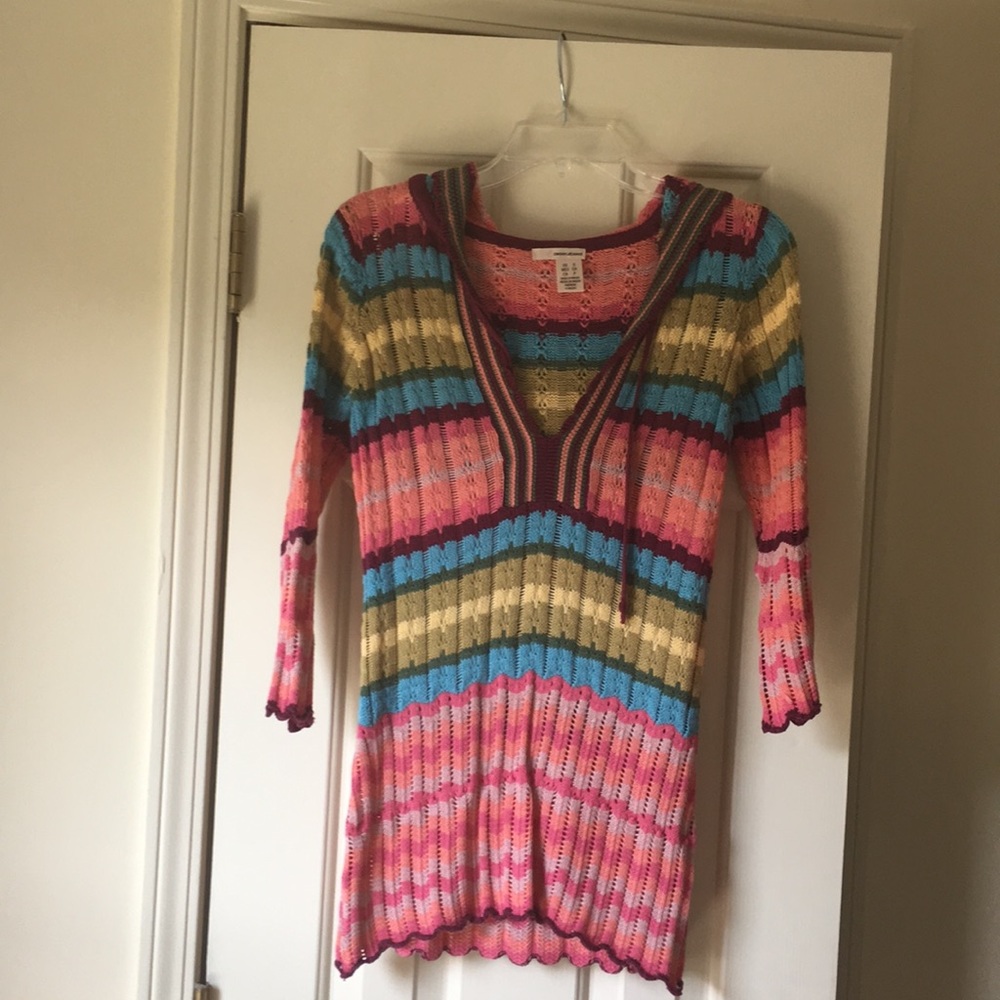 DKNY top